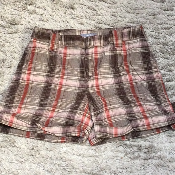 Apt. 9 Pants - 💋 4/$30 Apt 9 plaid shorts